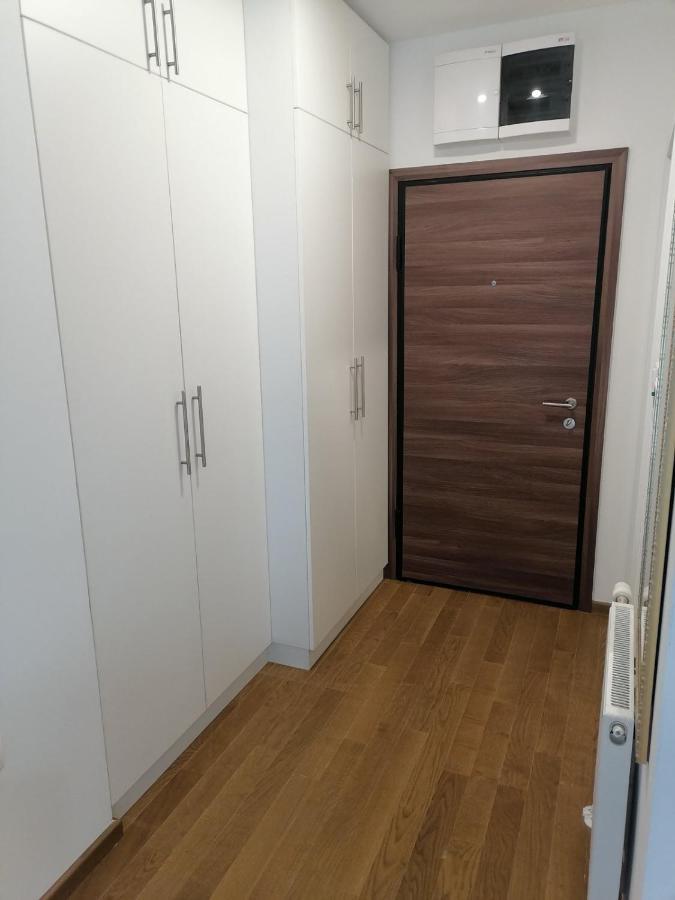 Spring Deluxe Apartment Нови Сад Екстериор снимка